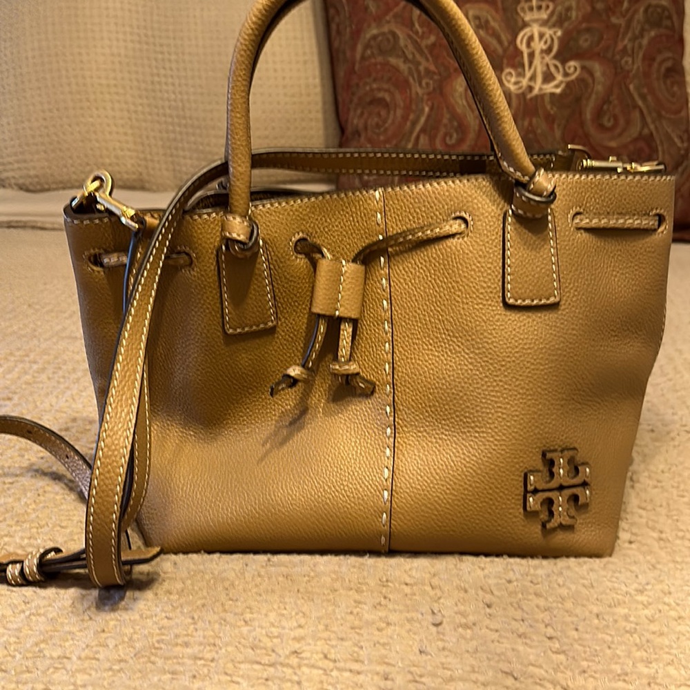 Tory Burch leather crossbody bucket bag